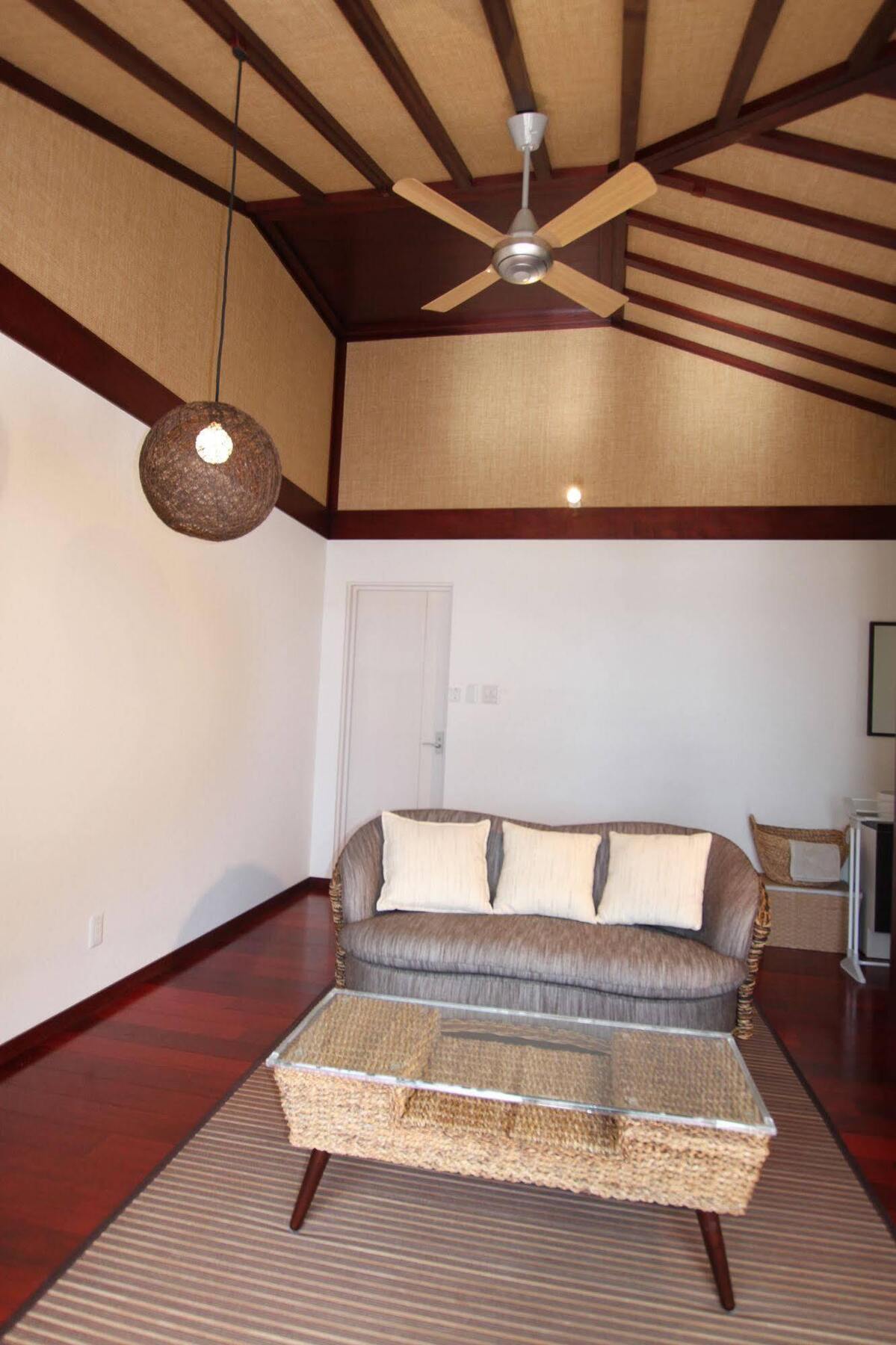 Hotel Ocean Hills Kouri Nakijin Exterior foto