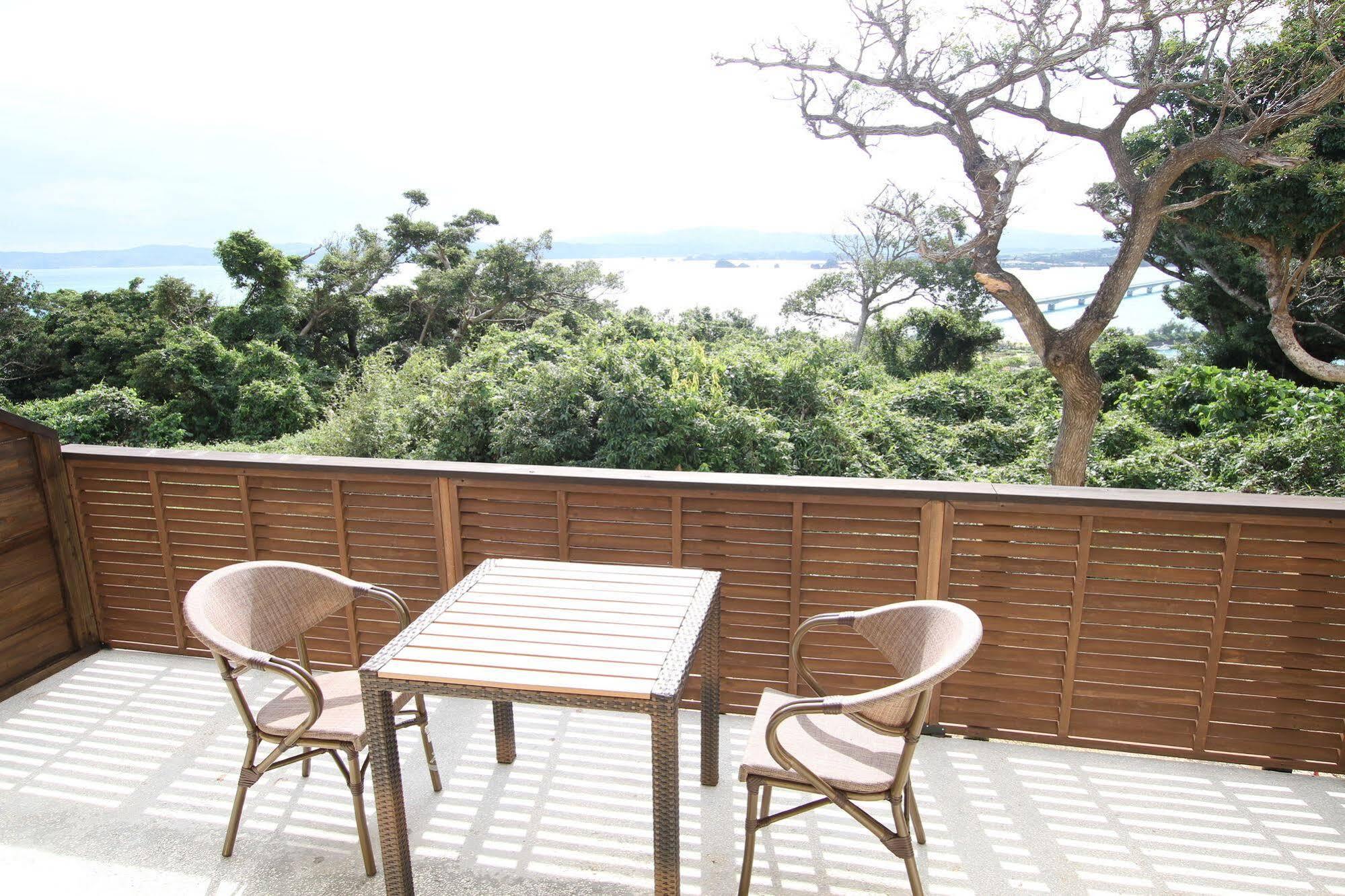Hotel Ocean Hills Kouri Nakijin Exterior foto